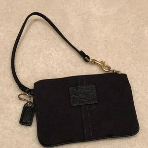 Coach wristlet in black